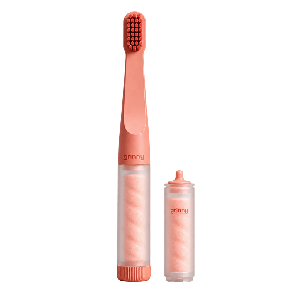 Coral Paste Brush with its dedicated refill